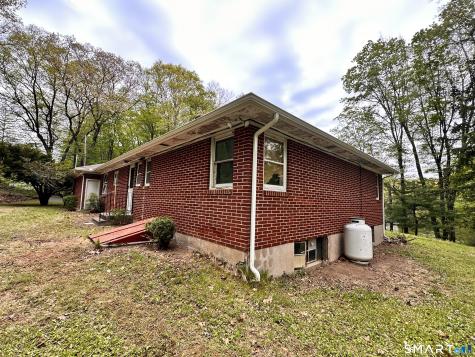 5 Old Town Road Seymour CT 06483
