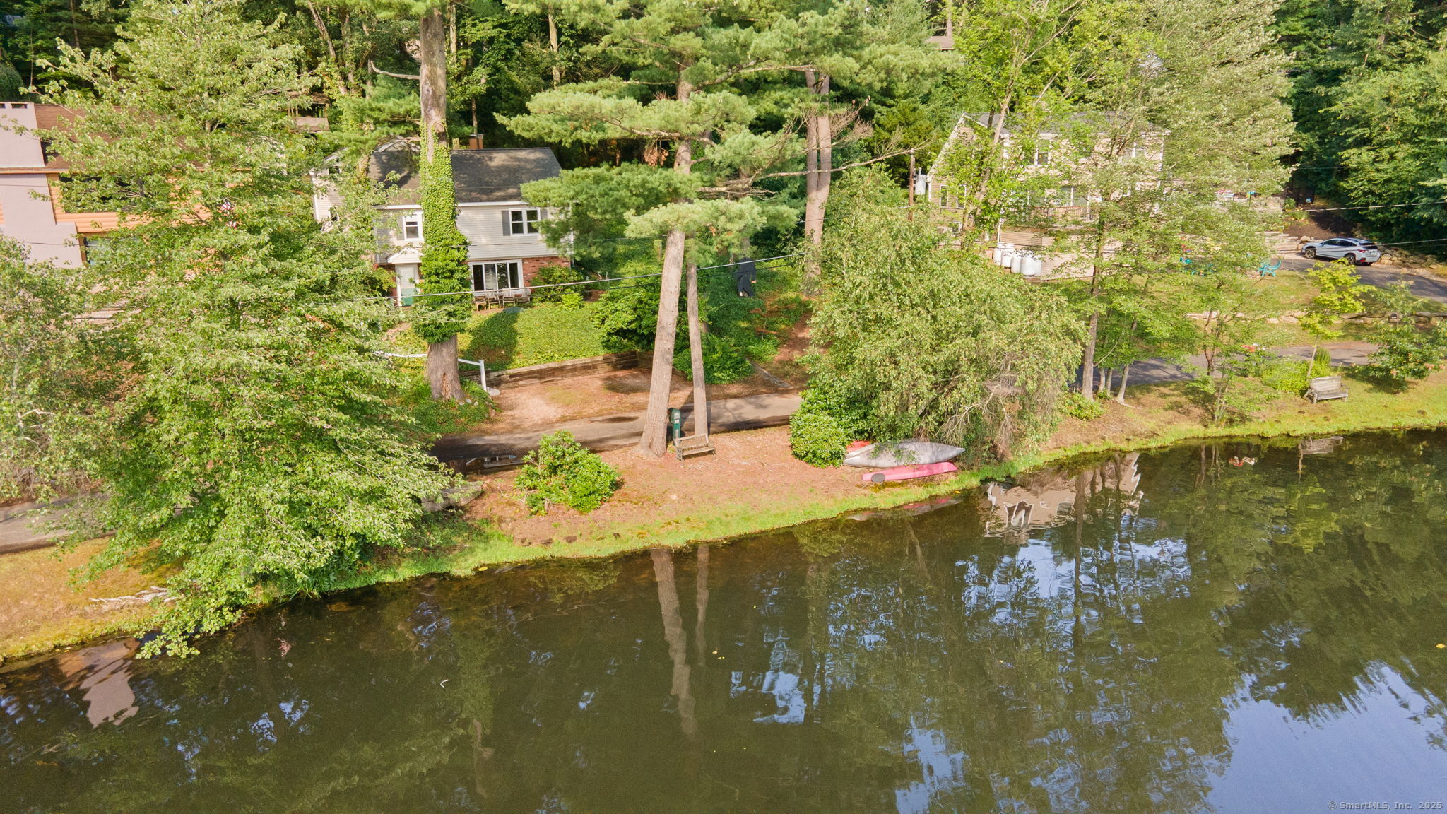 16 Lake Street Burlington CT 06013