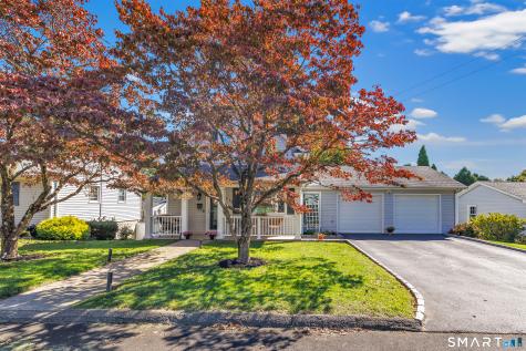 113 Old Stratfield Road Fairfield CT 06825
