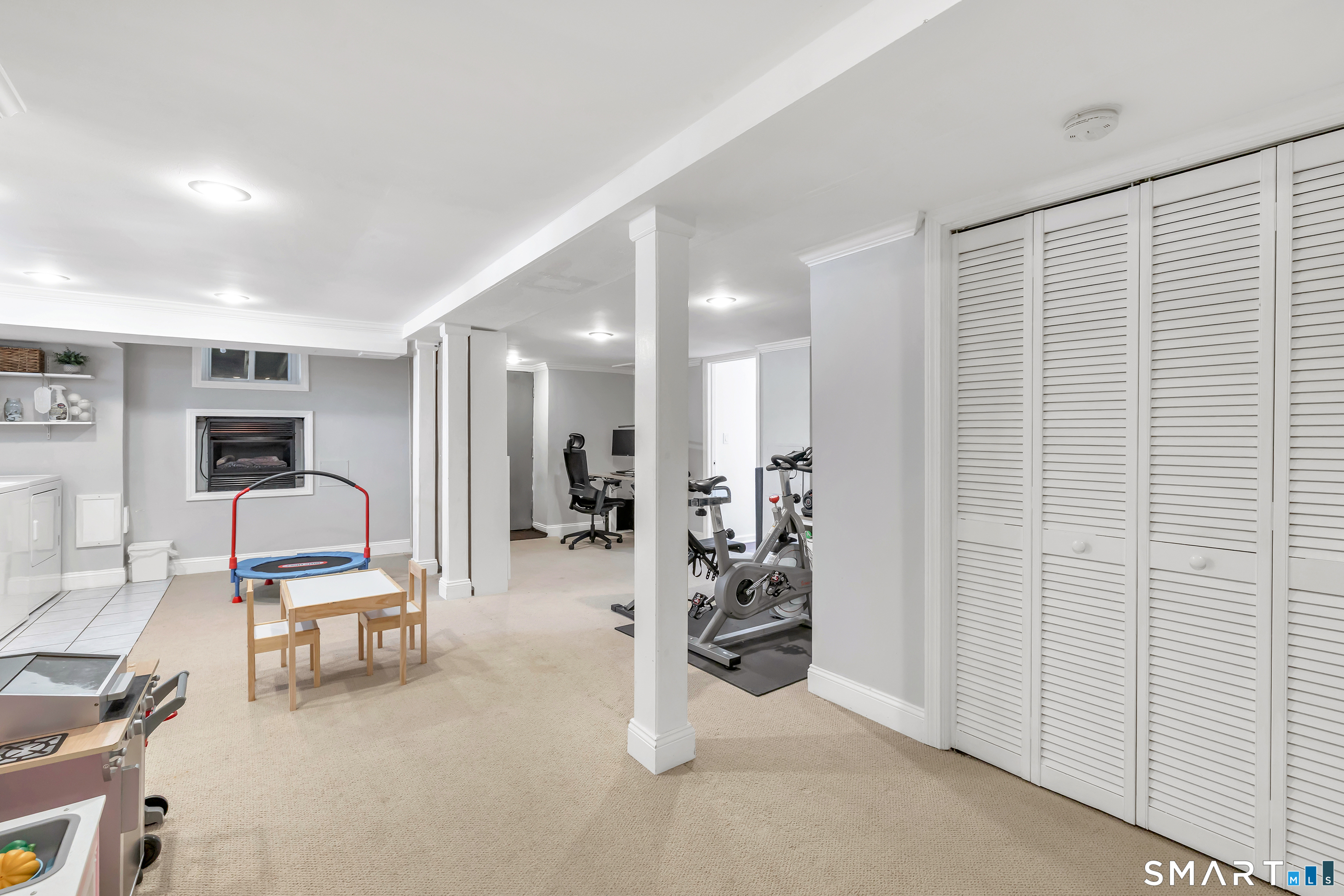 113 Old Stratfield Road Fairfield CT 06825