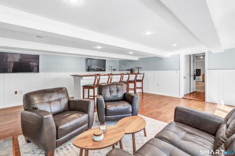 113 Old Stratfield Road Fairfield CT 06825