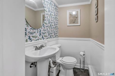 113 Old Stratfield Road Fairfield CT 06825