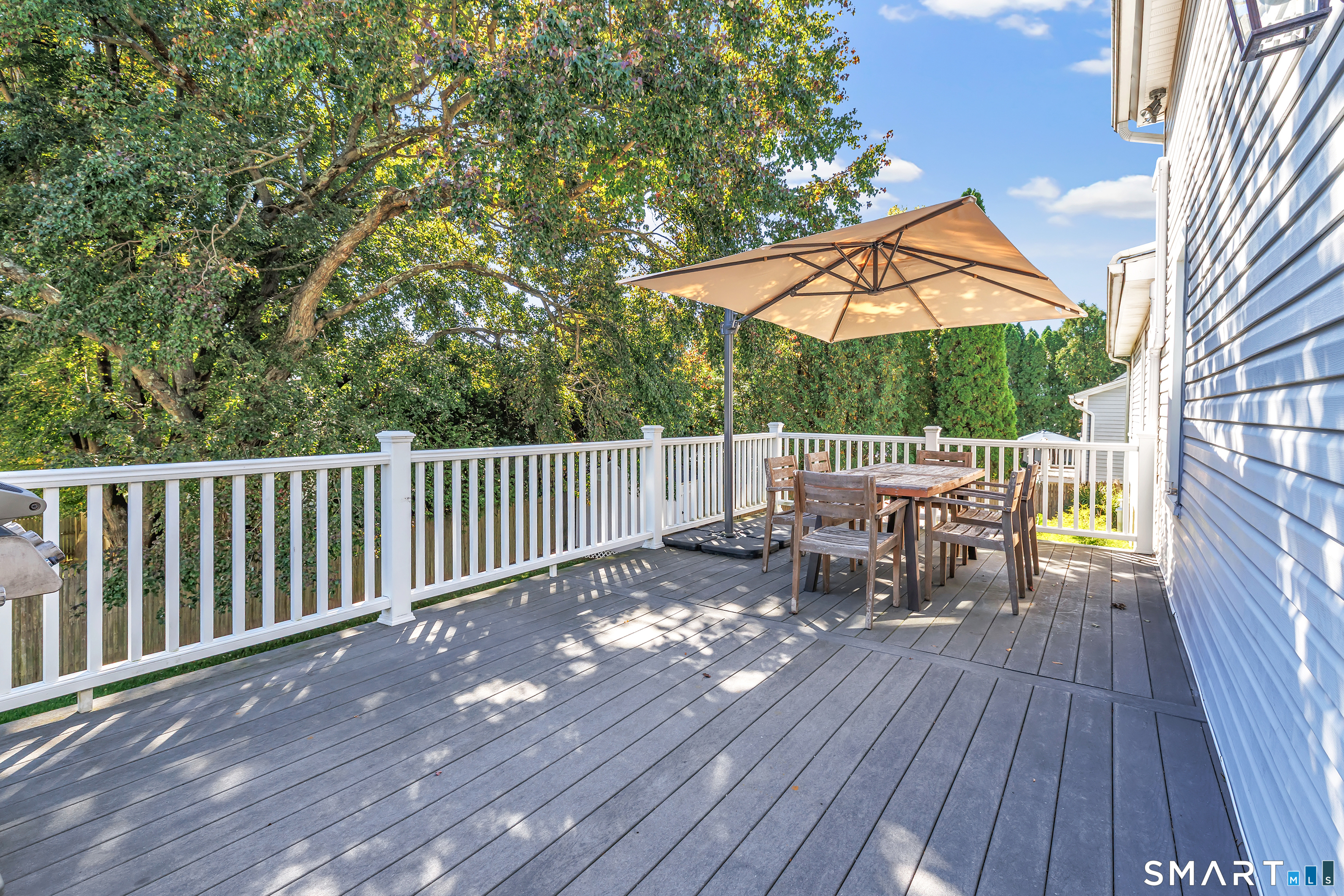 113 Old Stratfield Road Fairfield CT 06825