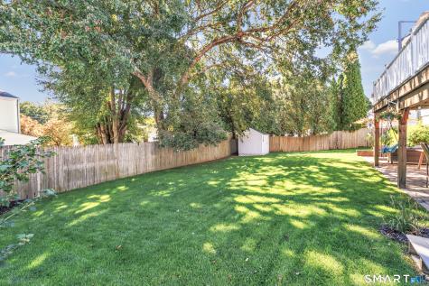 113 Old Stratfield Road Fairfield CT 06825