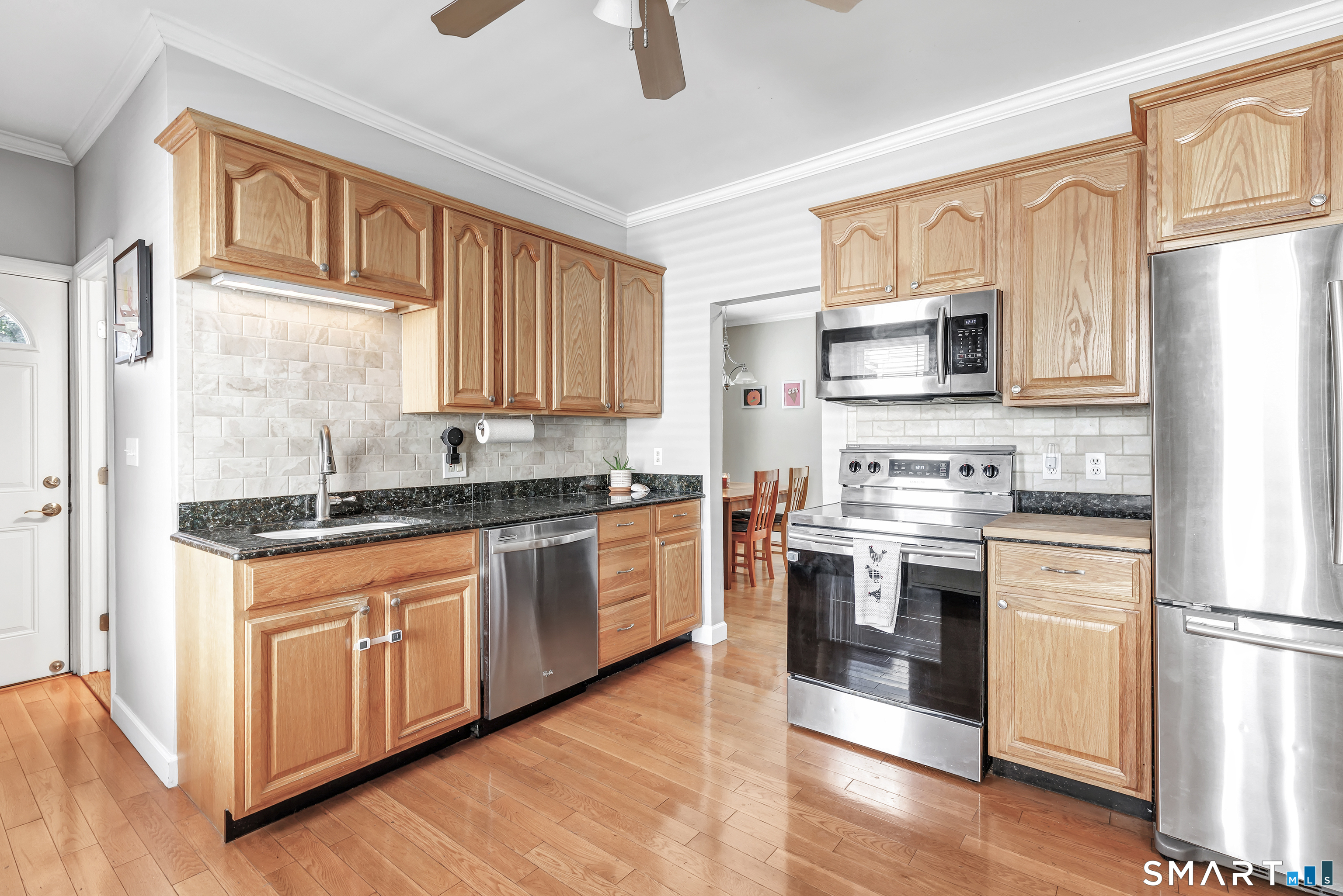 113 Old Stratfield Road Fairfield CT 06825