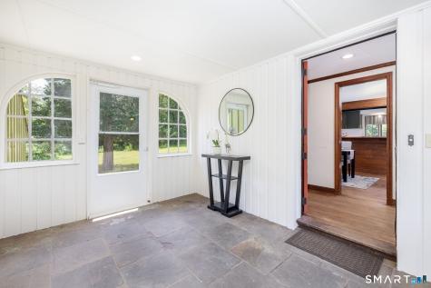 67 Bell Street Middletown CT 06457