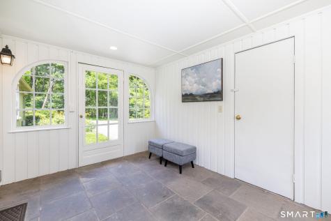 67 Bell Street Middletown CT 06457