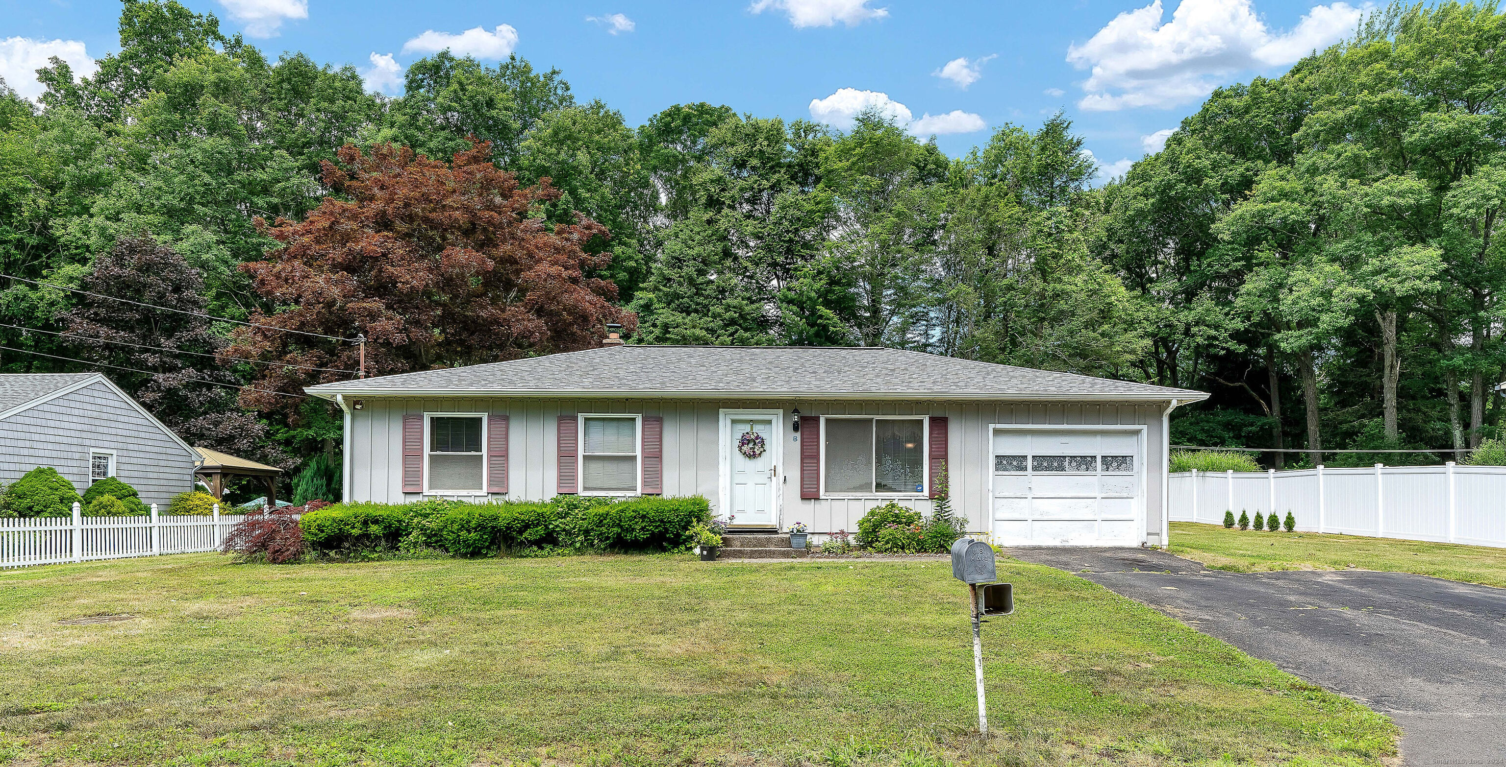 8 Sherwood Drive Prospect CT 06712