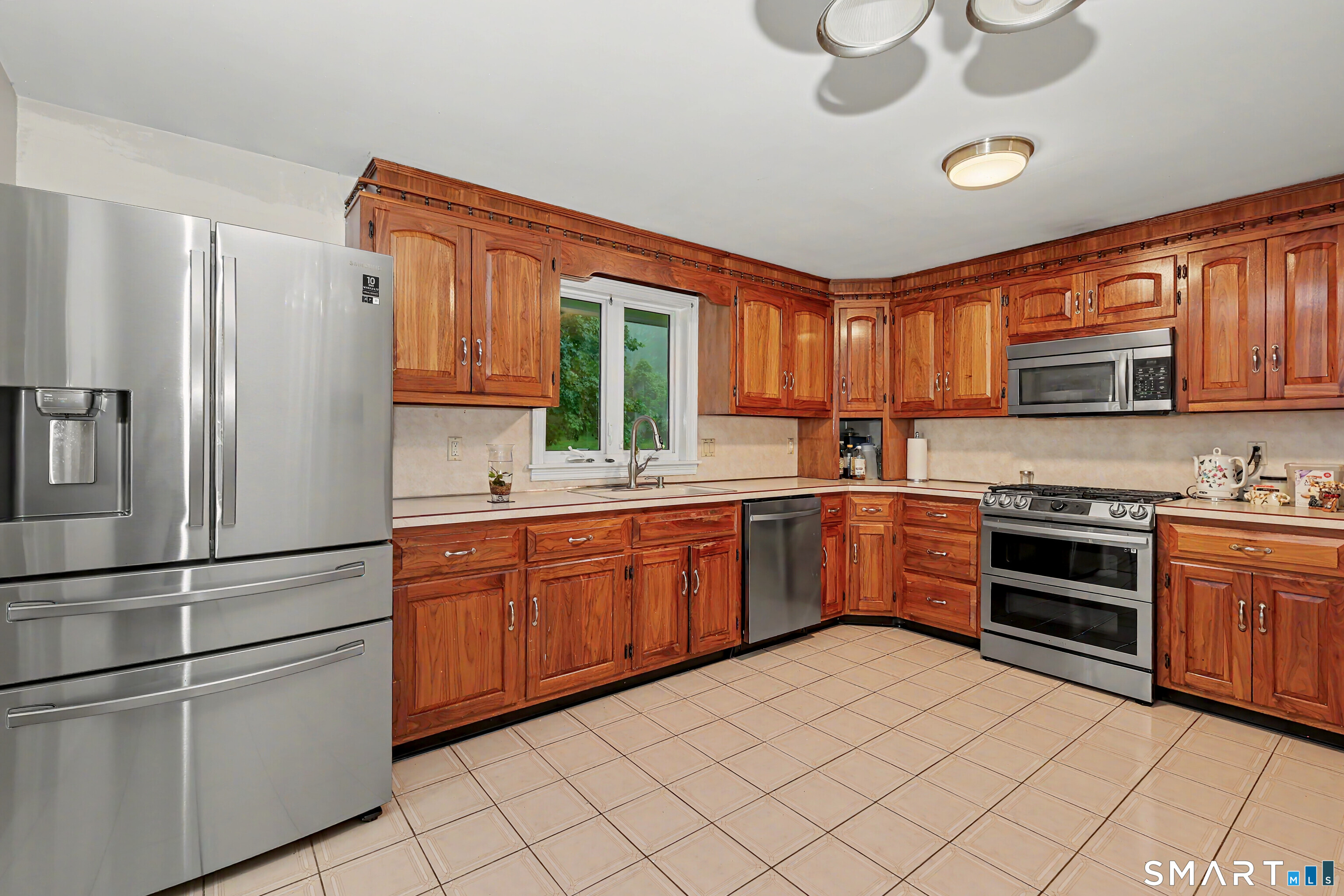 44 Haverhill Road Trumbull CT 06611