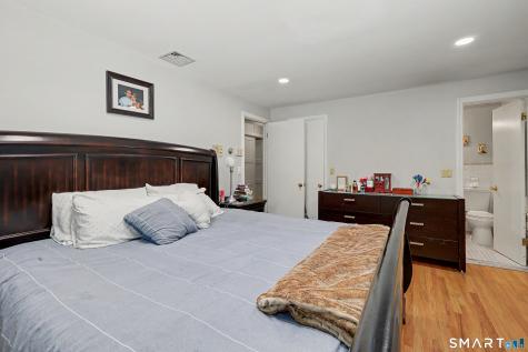 44 Haverhill Road Trumbull CT 06611