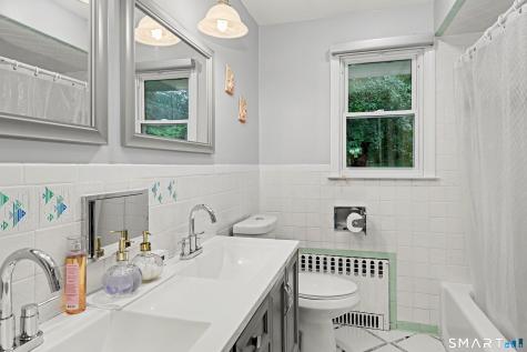 44 Haverhill Road Trumbull CT 06611