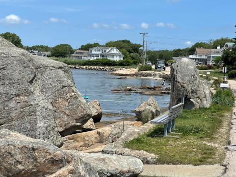 17 Langworthy Avenue Stonington CT 06378