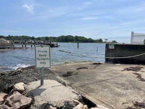 17 Langworthy Avenue Stonington CT 06378