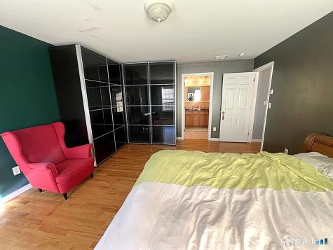 1961 Route 80 Guilford CT 06437