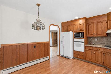 10 Horseshoe Drive Danbury CT 06811