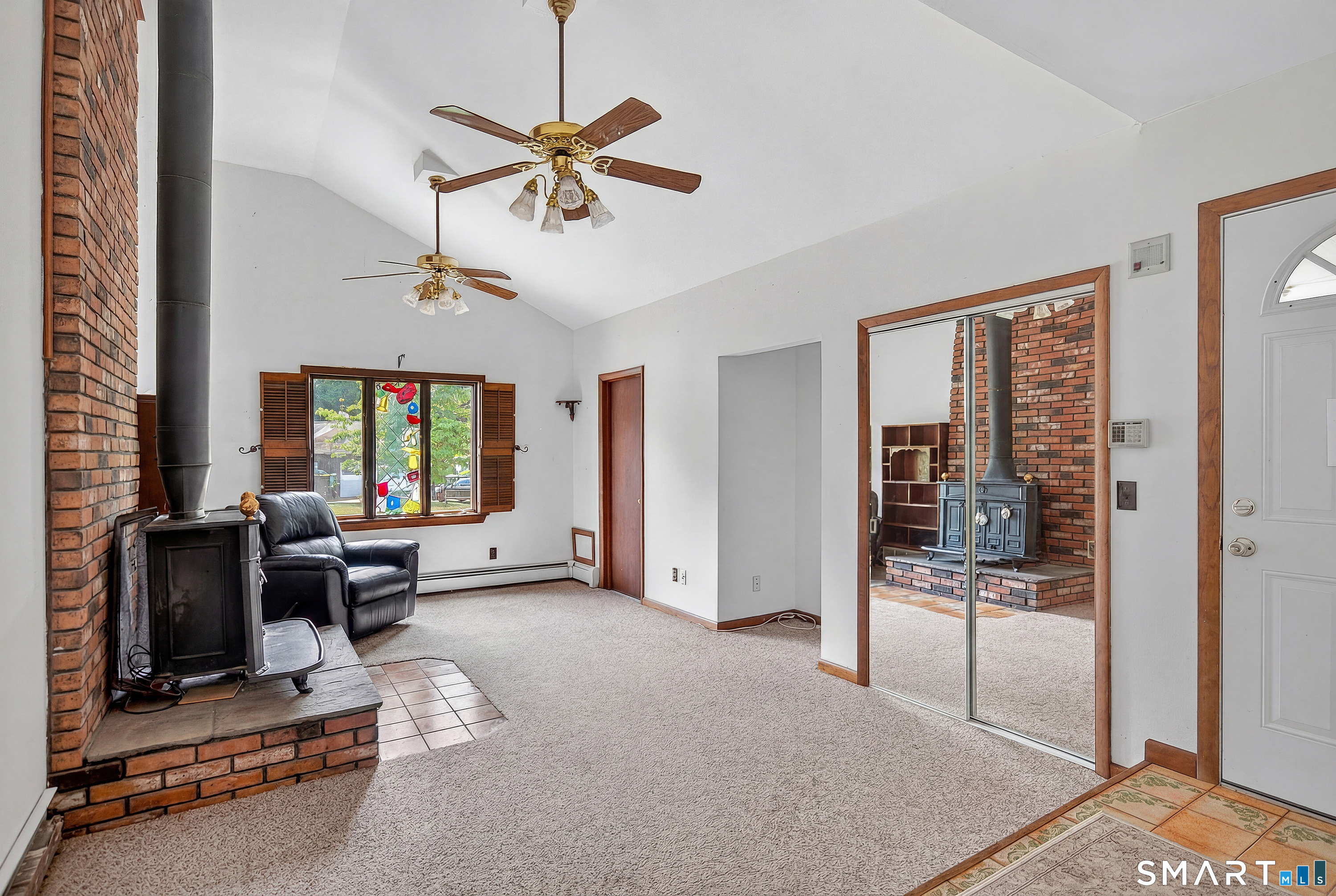 10 Horseshoe Drive Danbury CT 06811