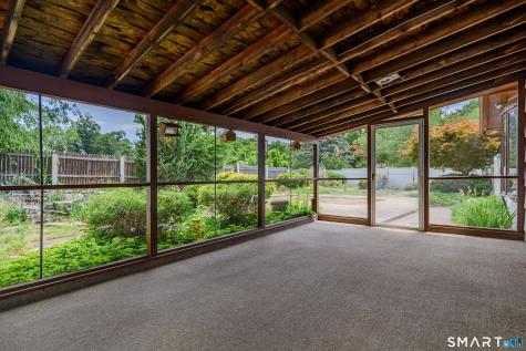 10 Horseshoe Drive Danbury CT 06811