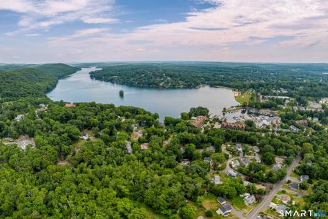 10 Horseshoe Drive Danbury CT 06811