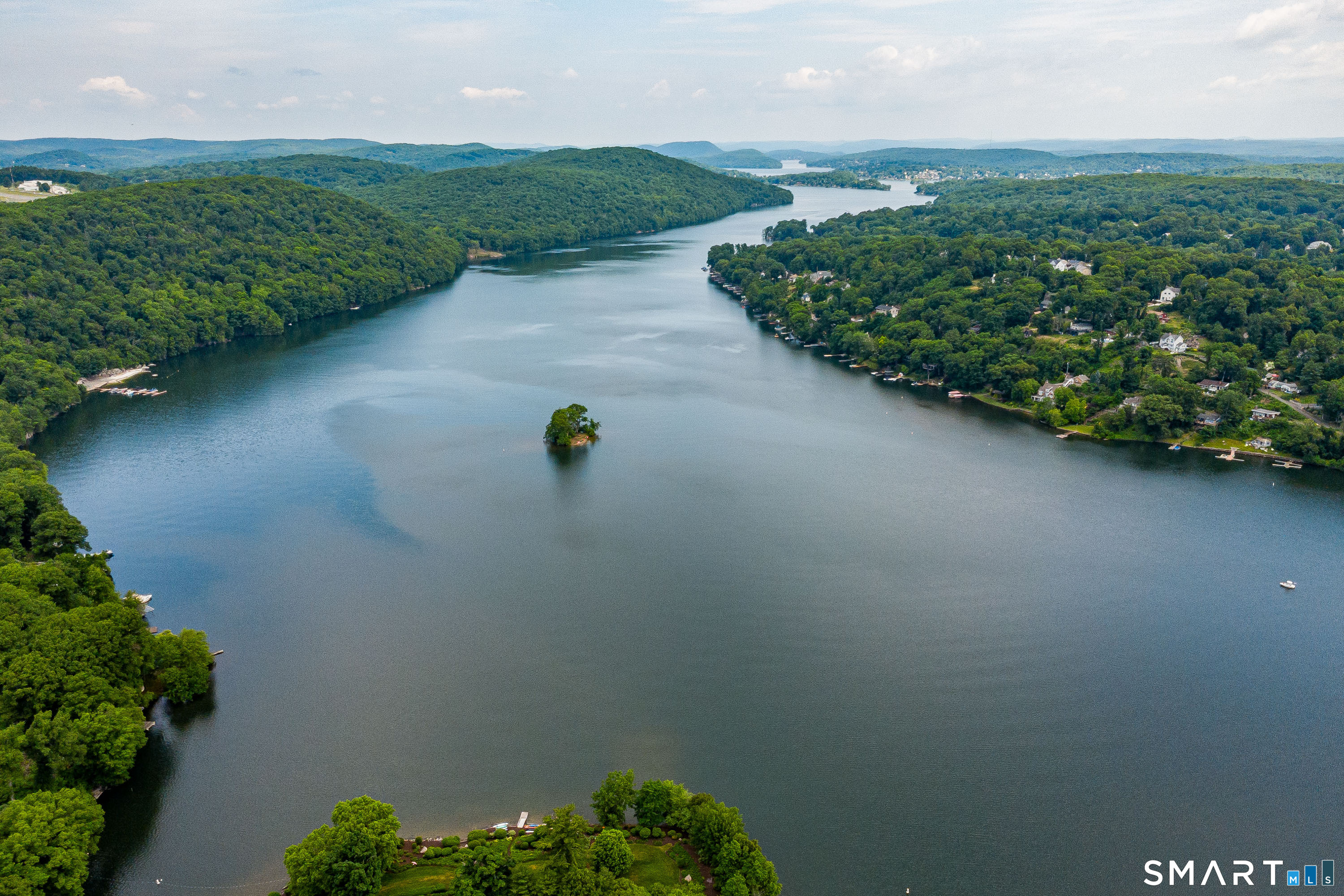 10 Horseshoe Drive Danbury CT 06811