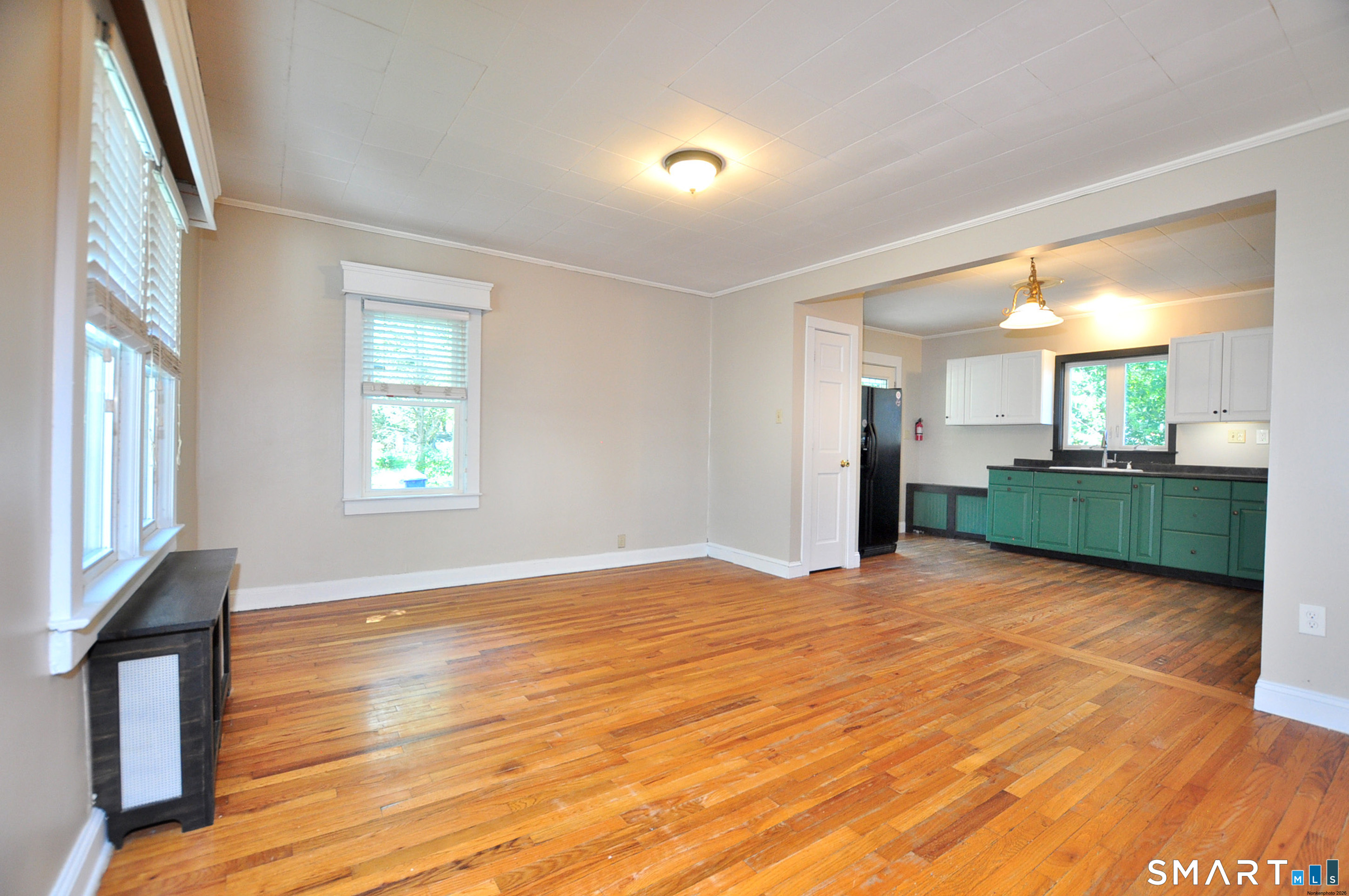 33 Roy Street Enfield CT 06082