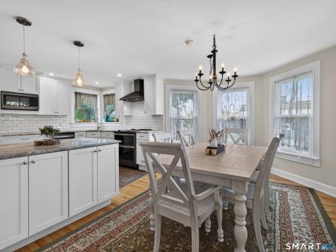 24 Hatch Street Stonington CT 06355