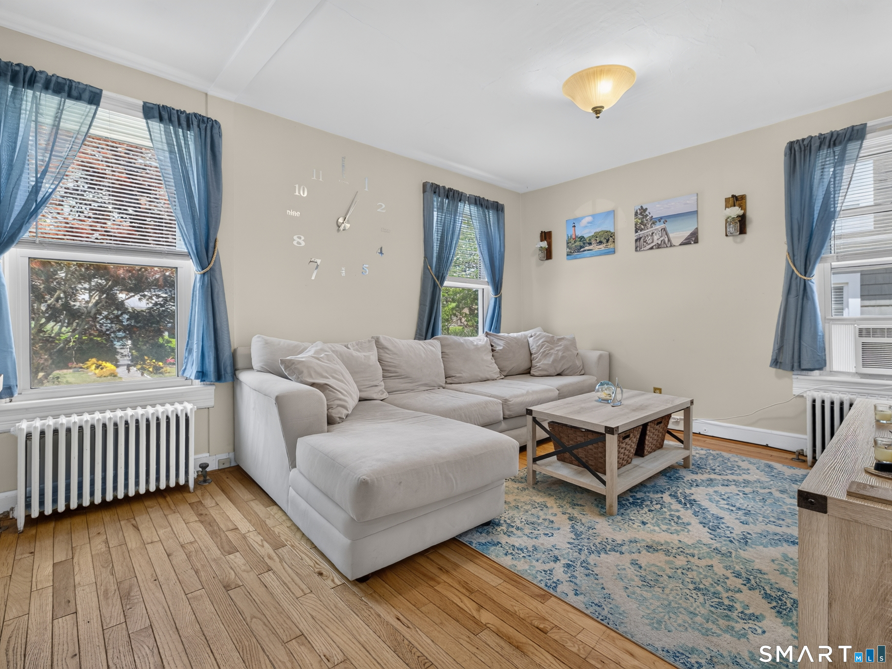 24 Hatch Street Stonington CT 06355