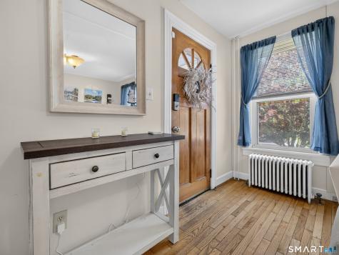 24 Hatch Street Stonington CT 06355