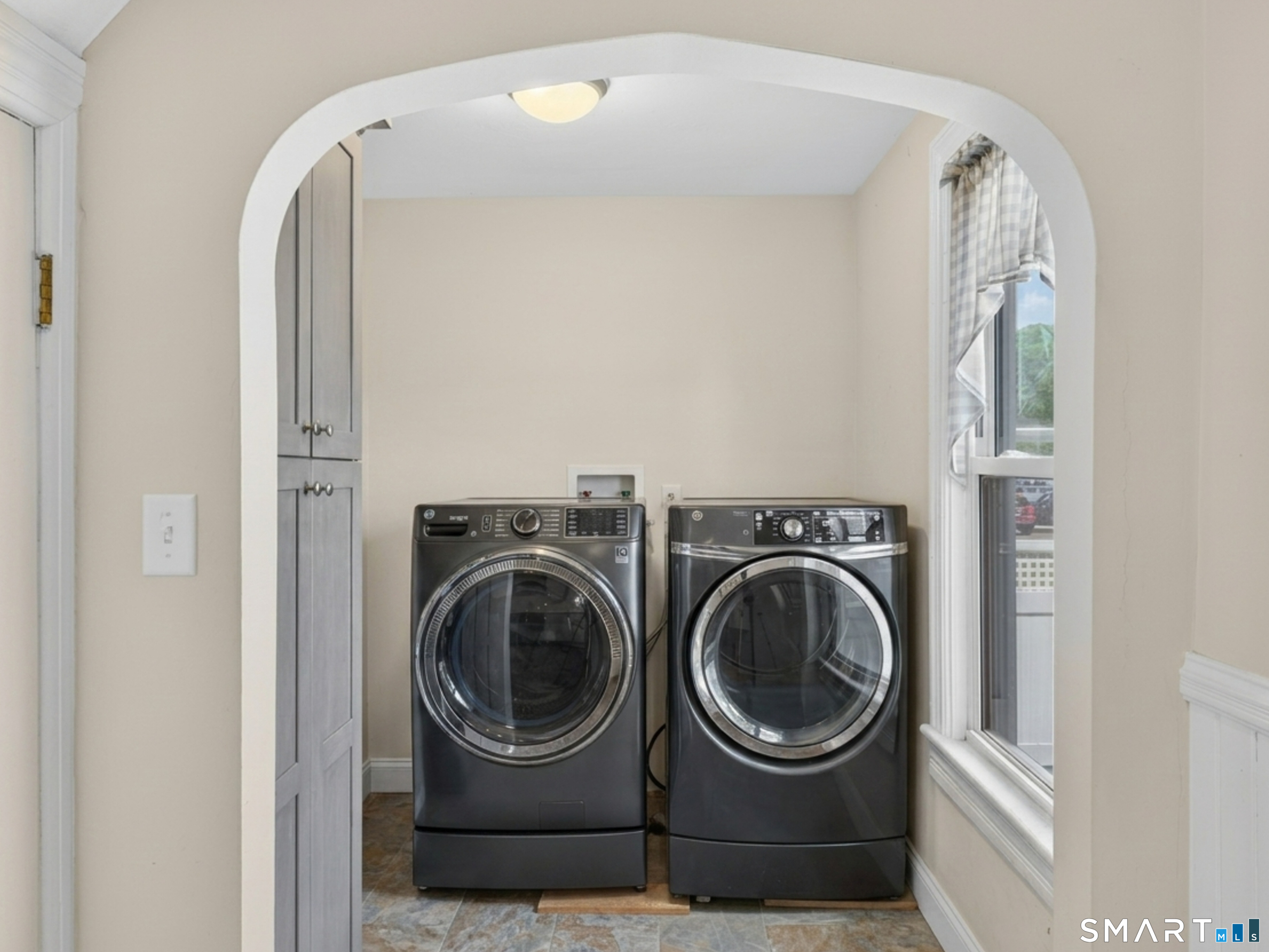 24 Hatch Street Stonington CT 06355