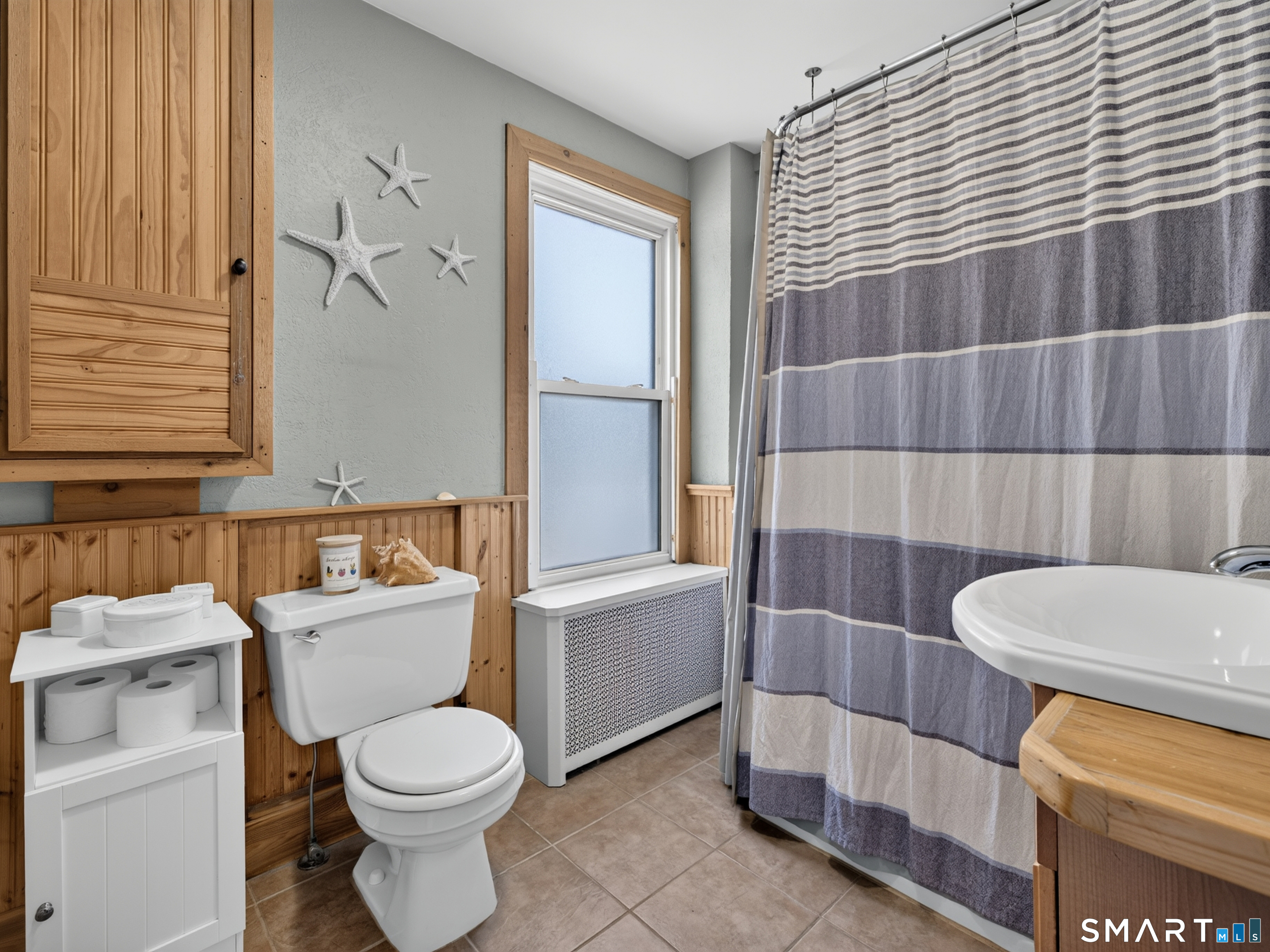 24 Hatch Street Stonington CT 06355
