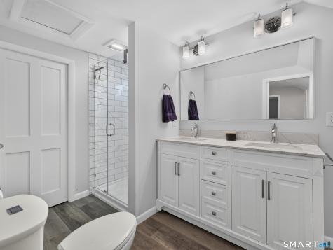 24 Hatch Street Stonington CT 06355