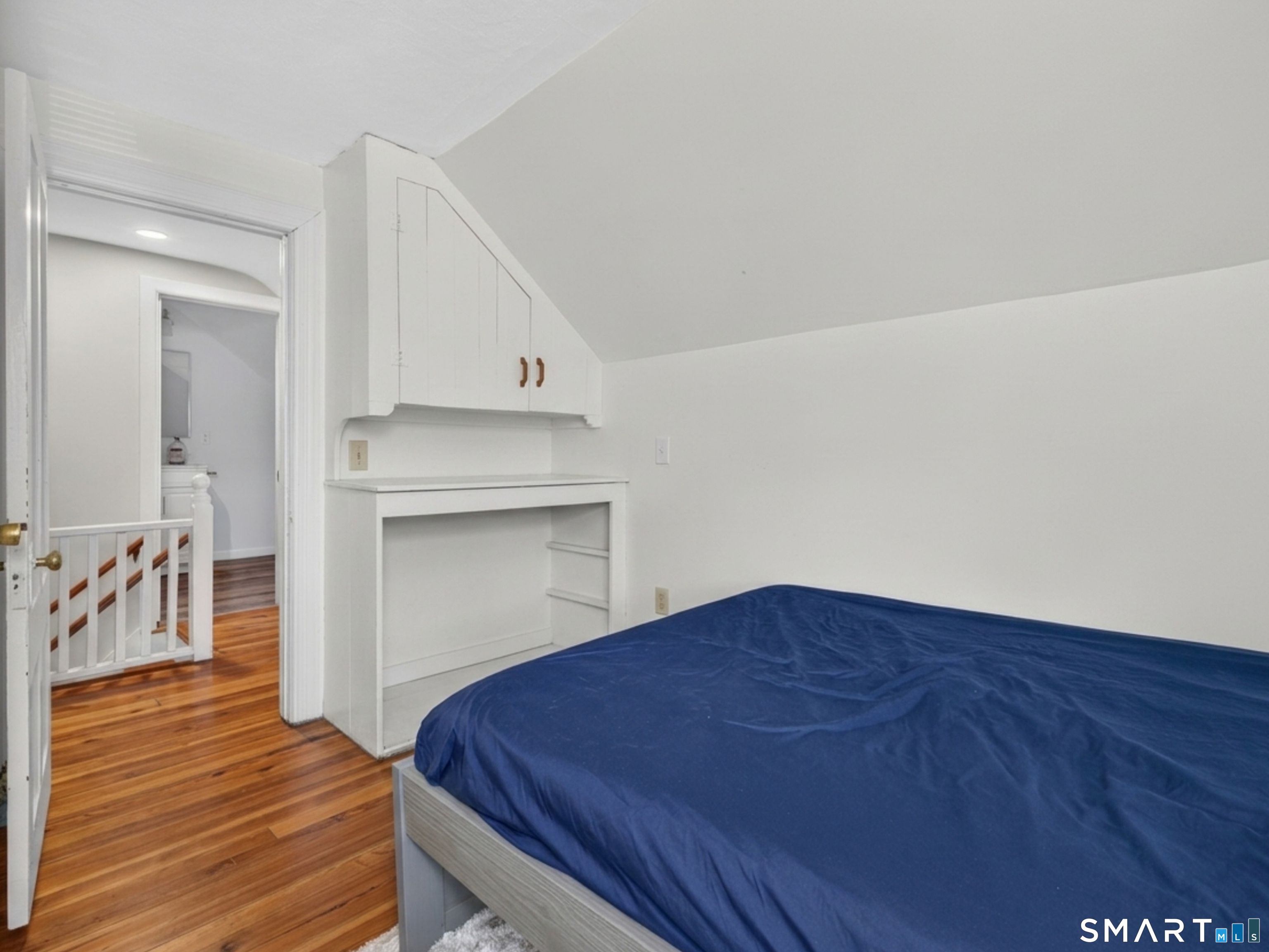 24 Hatch Street Stonington CT 06355