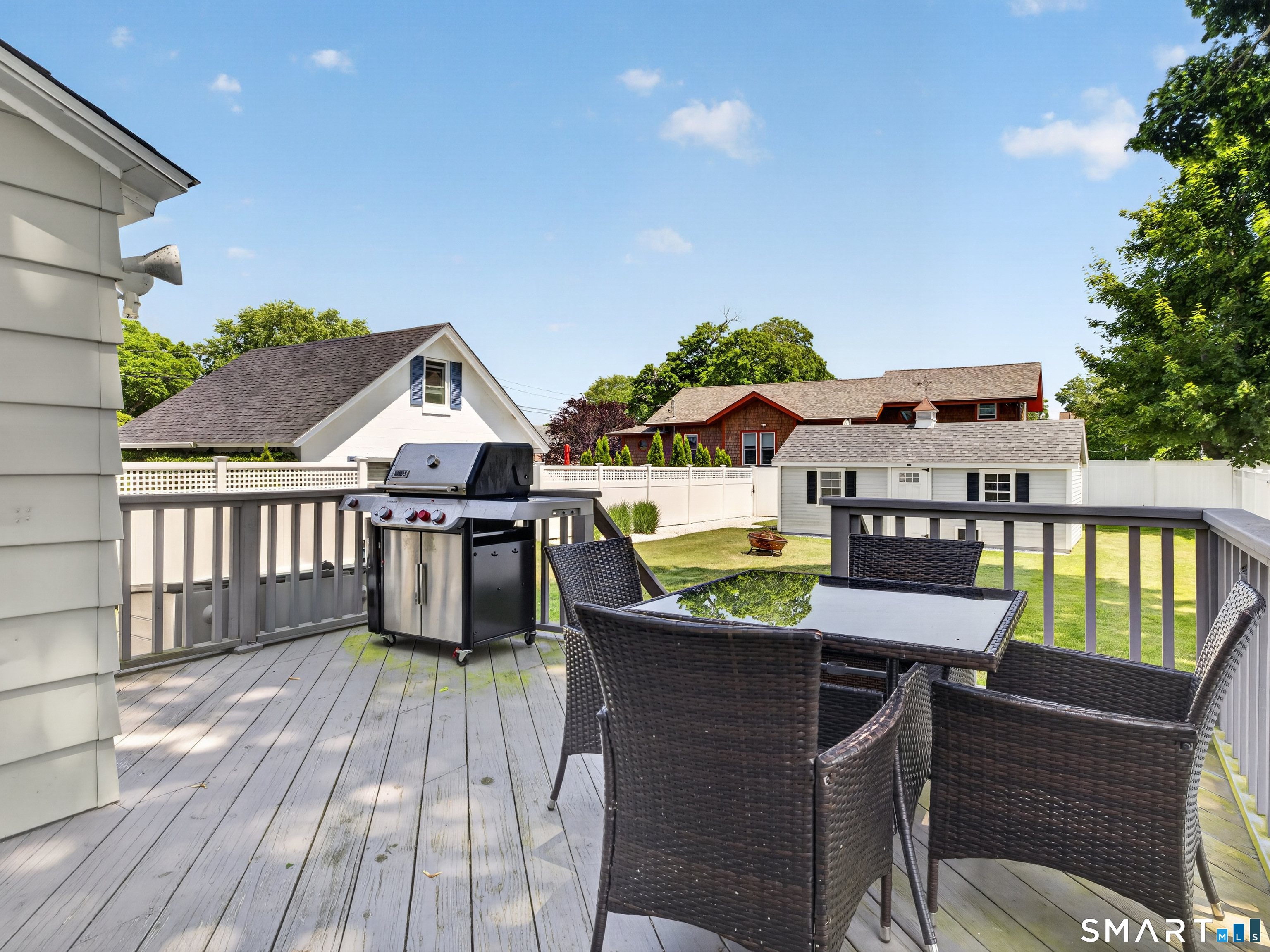 24 Hatch Street Stonington CT 06355