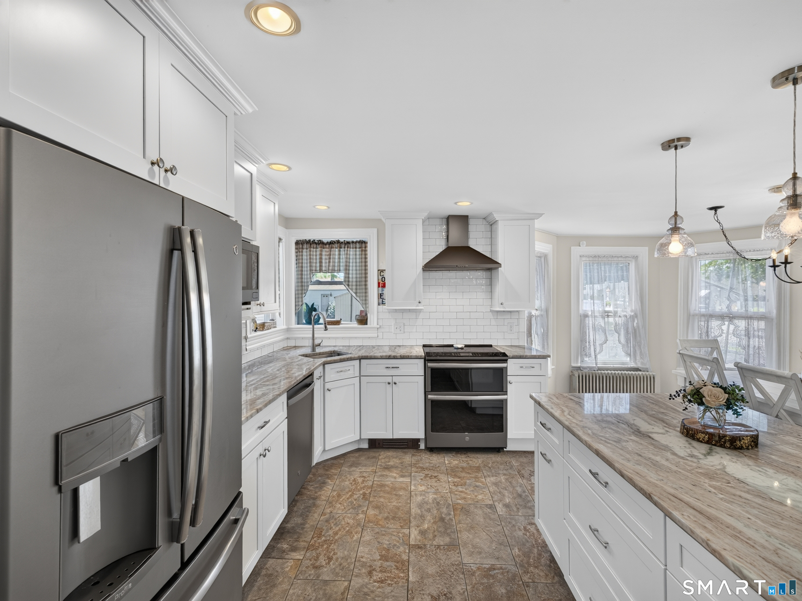24 Hatch Street Stonington CT 06355