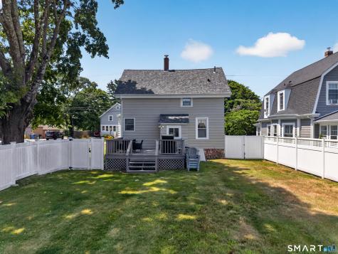24 Hatch Street Stonington CT 06355