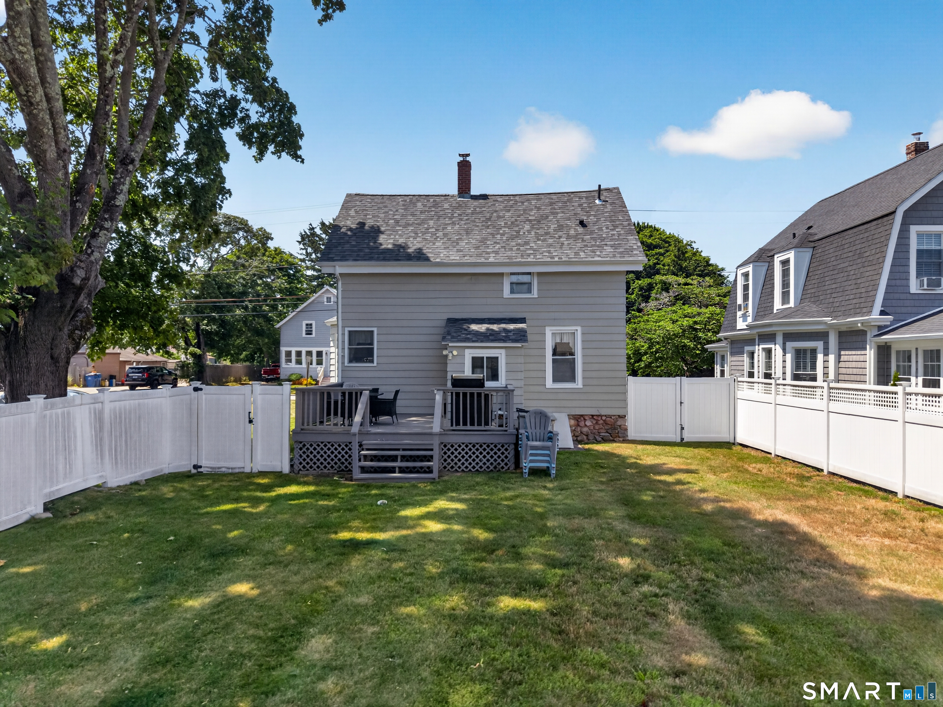 24 Hatch Street Stonington CT 06355