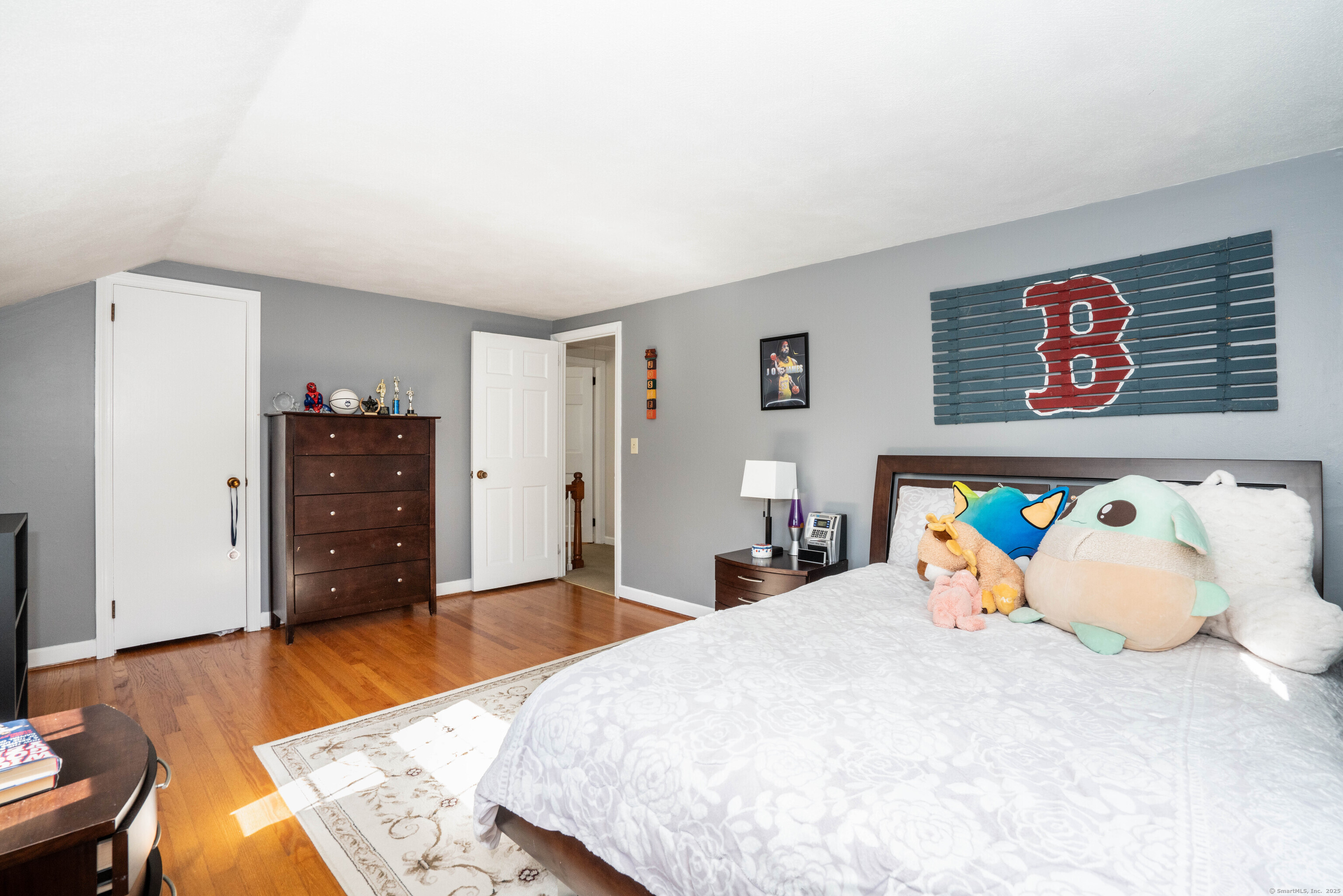 33 April Drive Glastonbury CT 06033