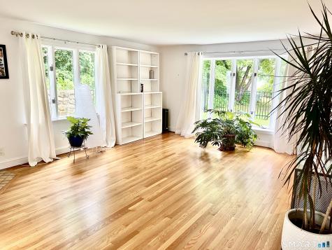 530 Bloomfield Avenue Bloomfield CT 06002
