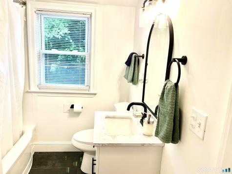 530 Bloomfield Avenue Bloomfield CT 06002