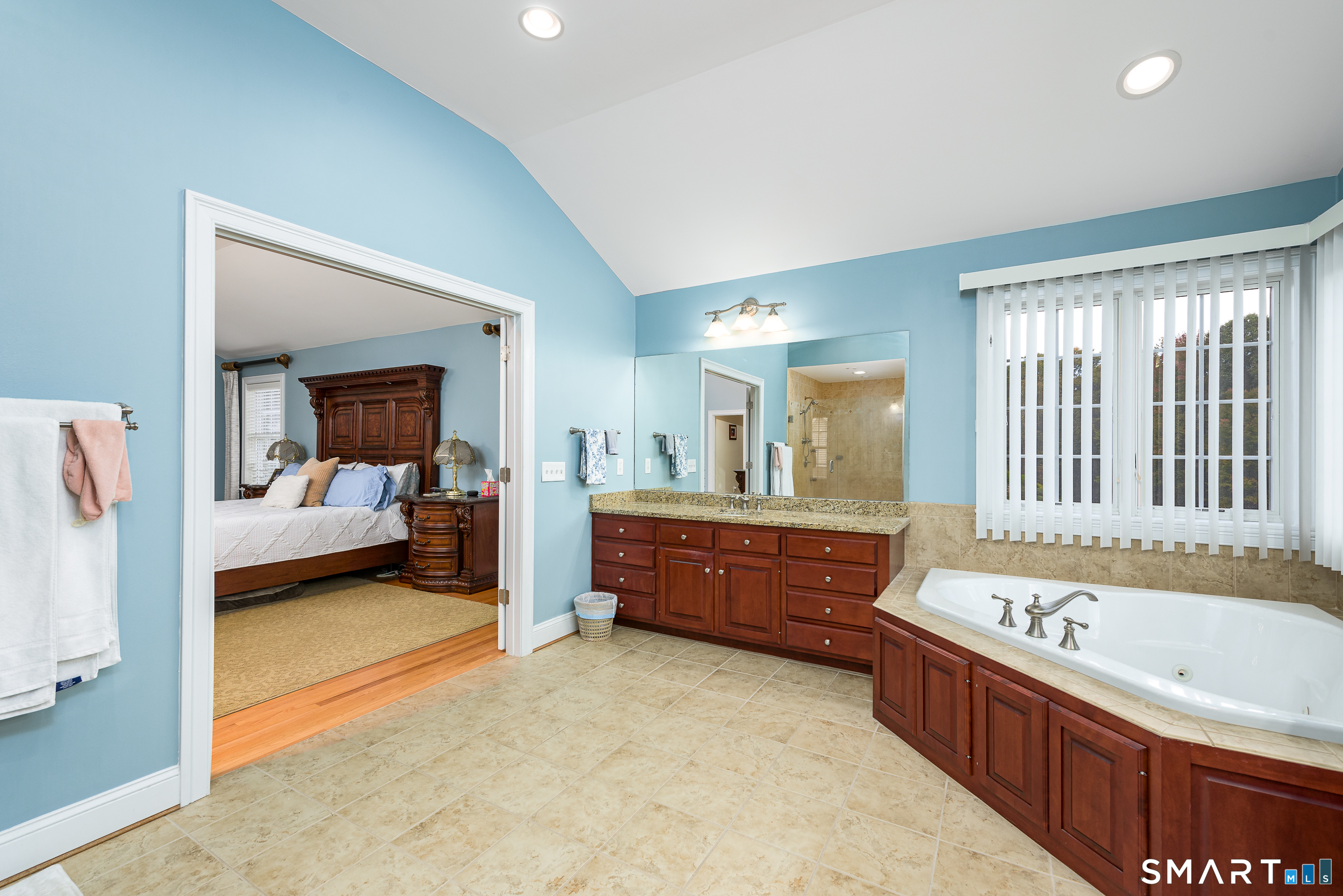 42 Castlerock Lane Bolton CT 06043