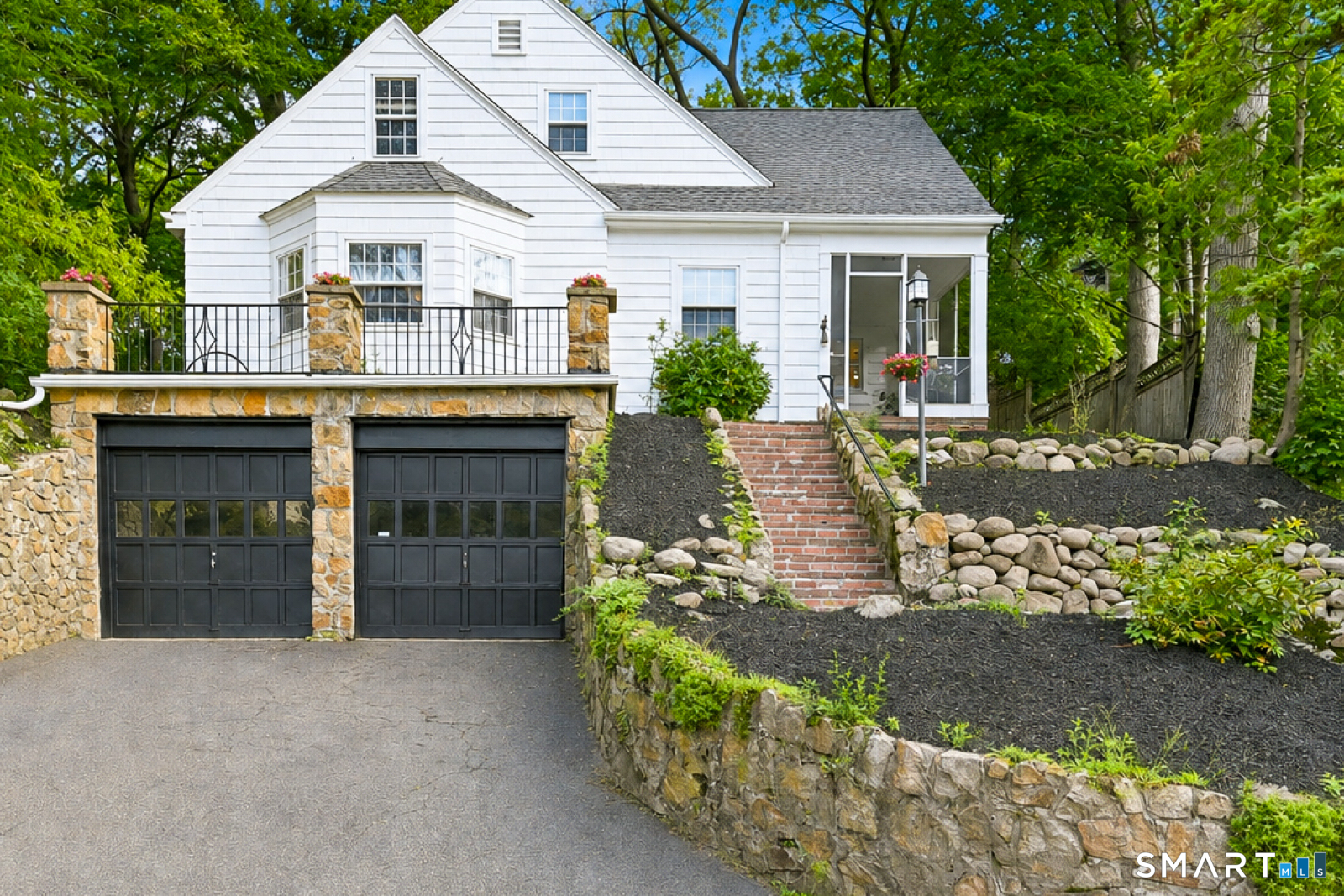 95 Hemlock Road New Haven CT 06513