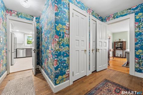 95 Hemlock Road New Haven CT 06513