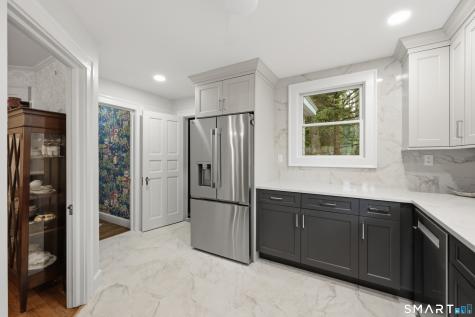 95 Hemlock Road New Haven CT 06513