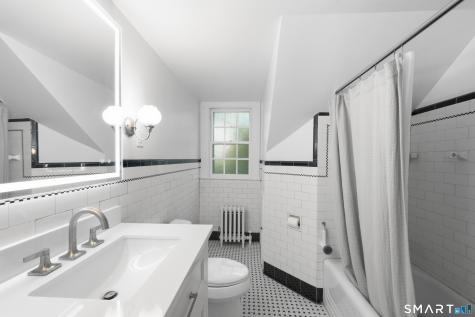 95 Hemlock Road New Haven CT 06513
