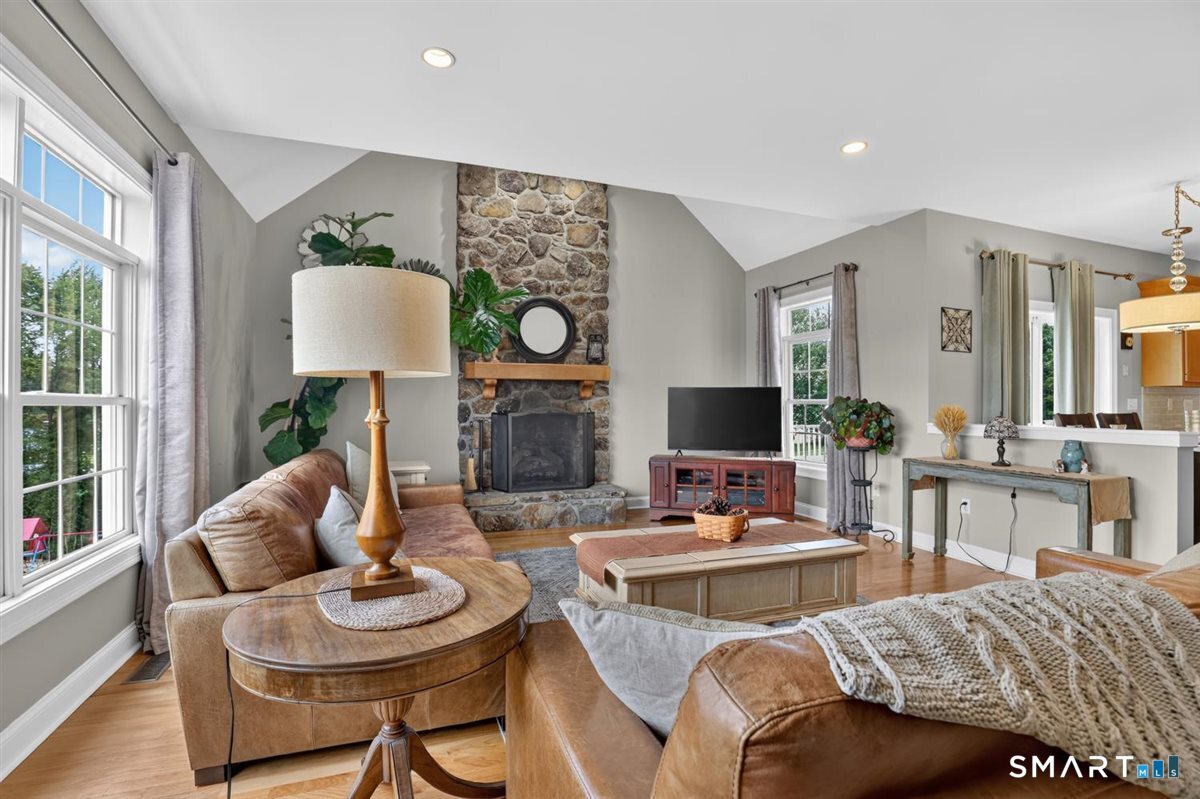 17 Knoll Lane Rocky Hill CT 06067