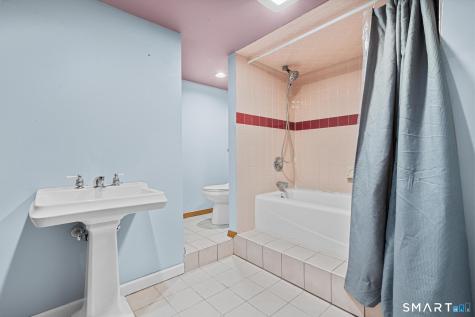 55 Guzzi Drive Stratford CT 06615