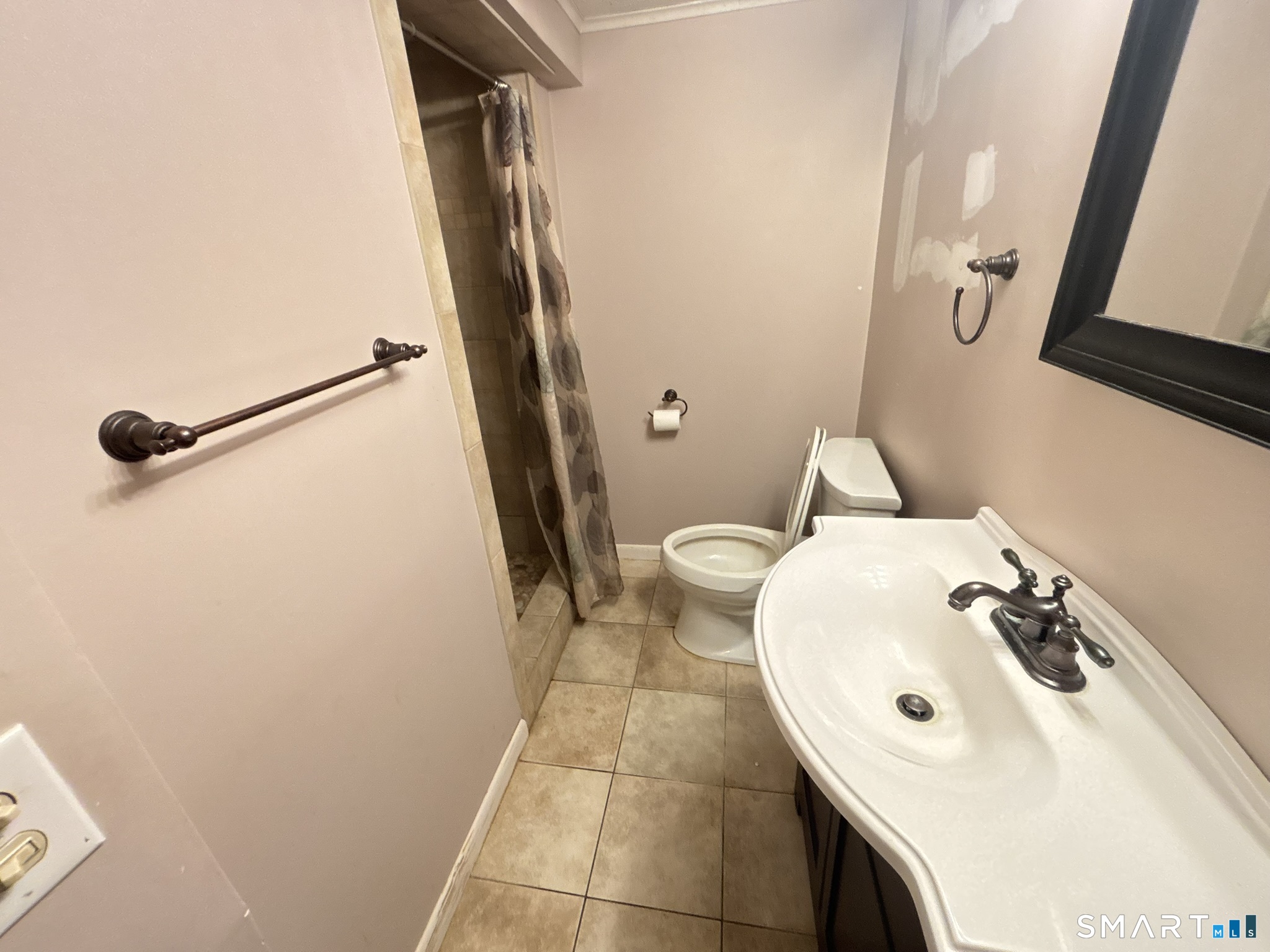 201 West Road Ellington CT 06029
