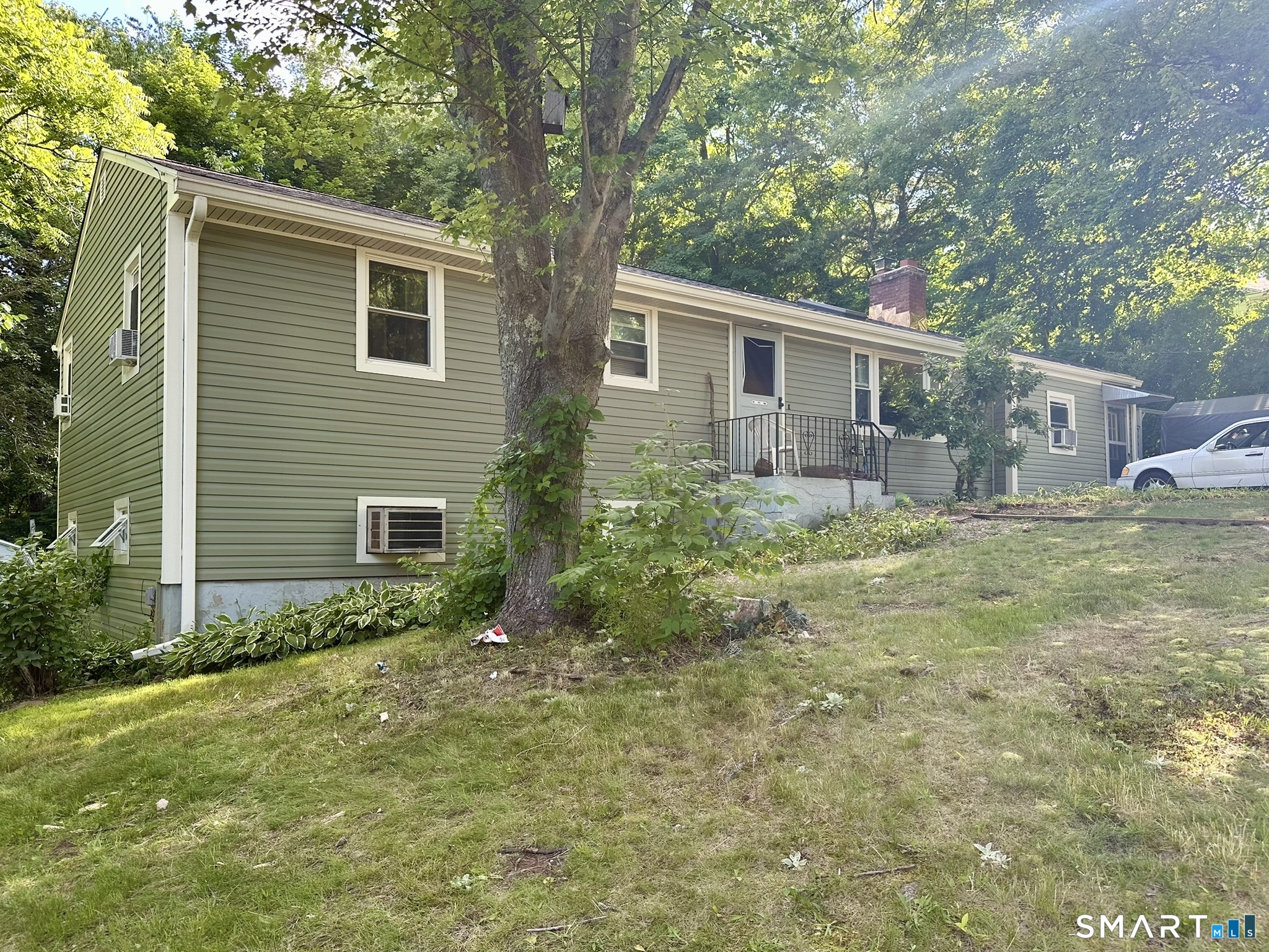 670 Benham Street Hamden CT 06514