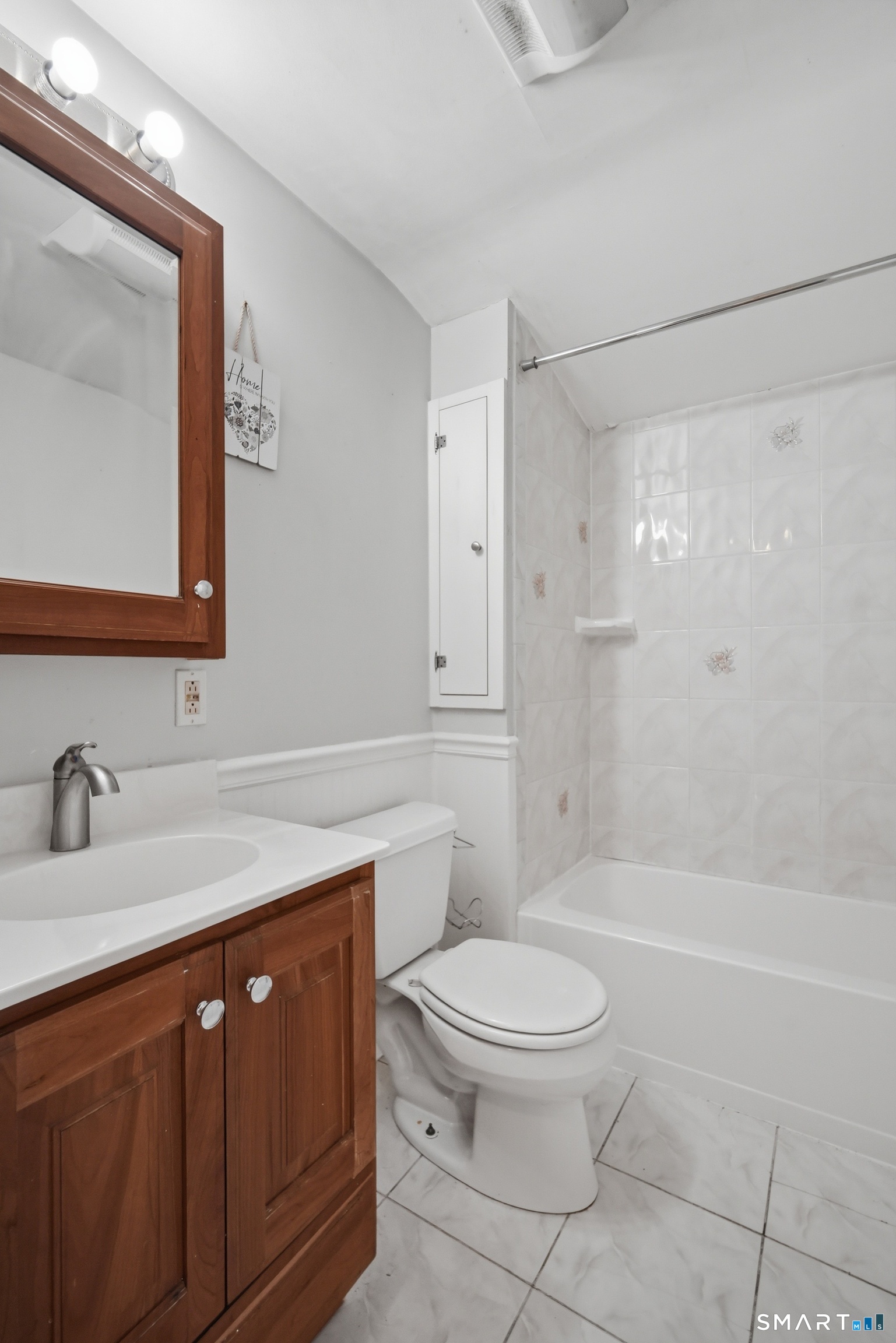 14 Barry Road Manchester CT 06042