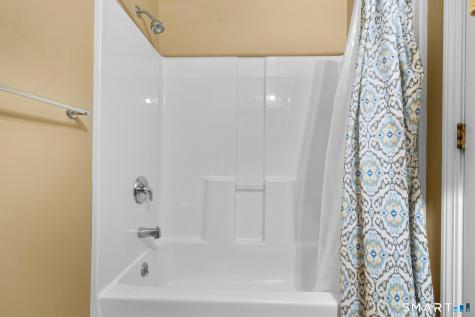 22 Neagle Street Naugatuck CT 06770