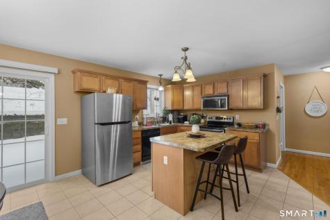 22 Neagle Street Naugatuck CT 06770